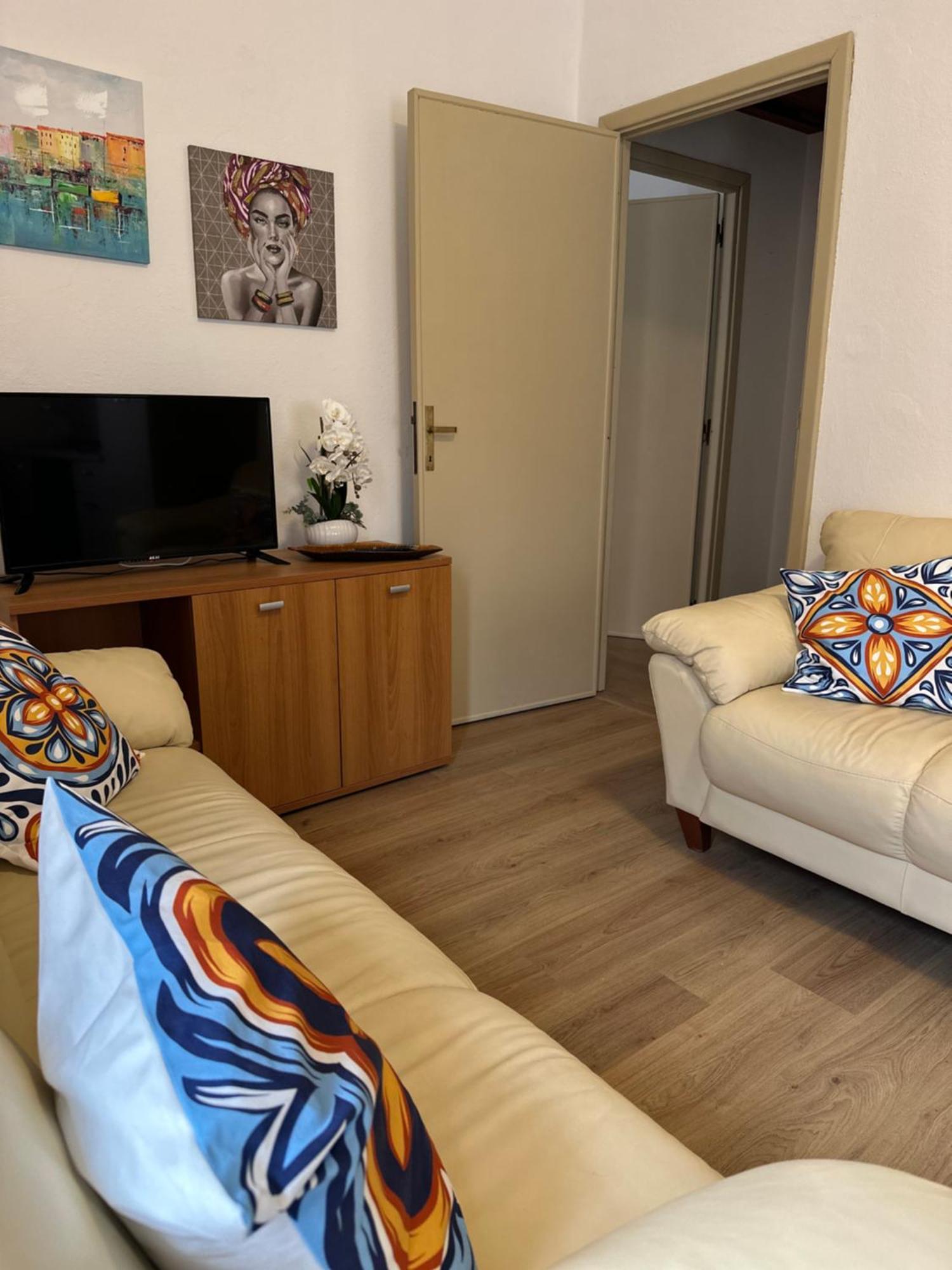 Apartamento Davide'S Sardinian Escape - Centro Storico-5Min Di Auto Dal Mare Siniscola Exterior foto